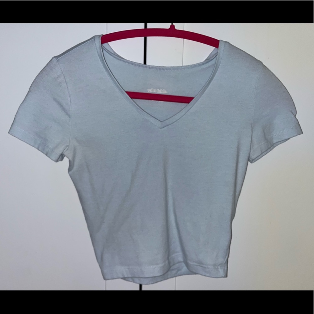 cropped blue v-neck